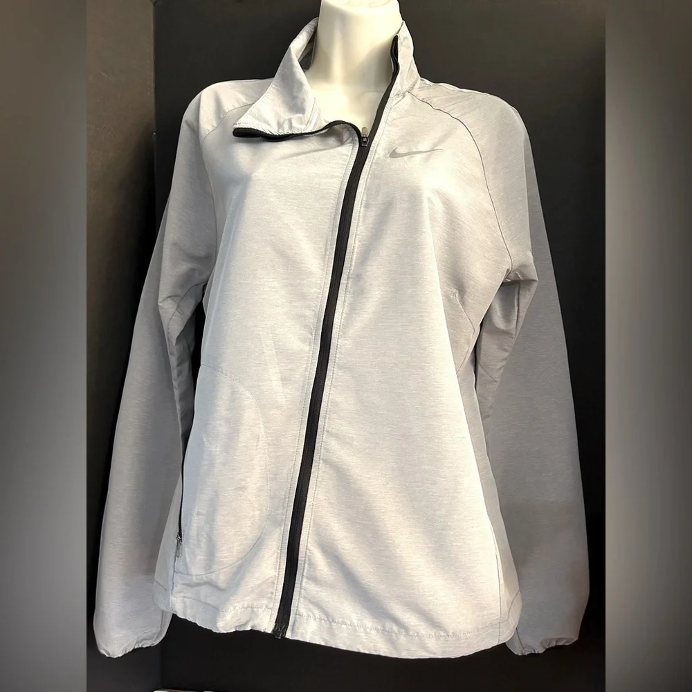 Nike Running gray swoosh Asymmetrical athletic jacket with zipper Sz-M H13‎